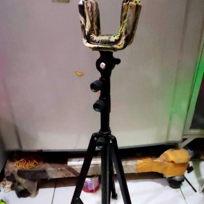 Tripod/Dudukan Senapan