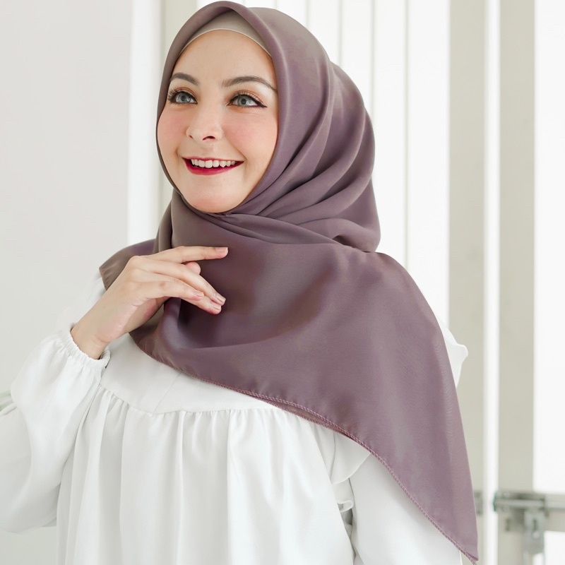 HIJAB BELLA SQUARE / HIJAB POLYCATTON-Frapucino