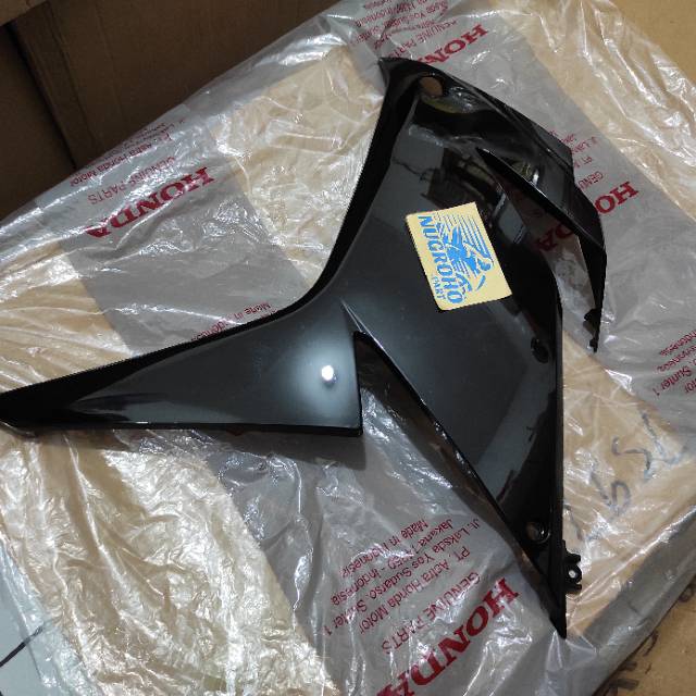 Fairing Kiri Hitam Glossy New Cbr150r Led K45G K45N Cowl Left Middle A Original