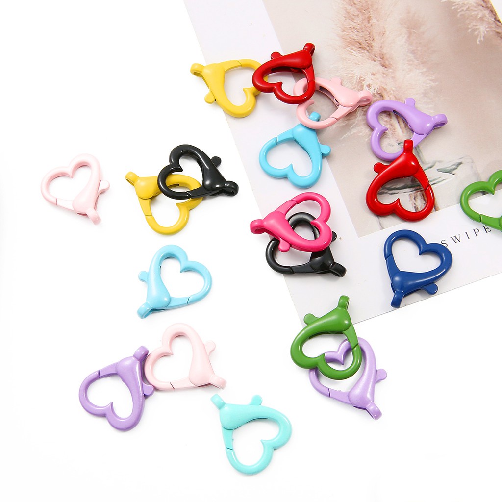 4pcs Heart Metal KeyChain Fashion Women Car Pendant Luxury Key Chain Accesorias Charm Handbag Keyring Wholesale