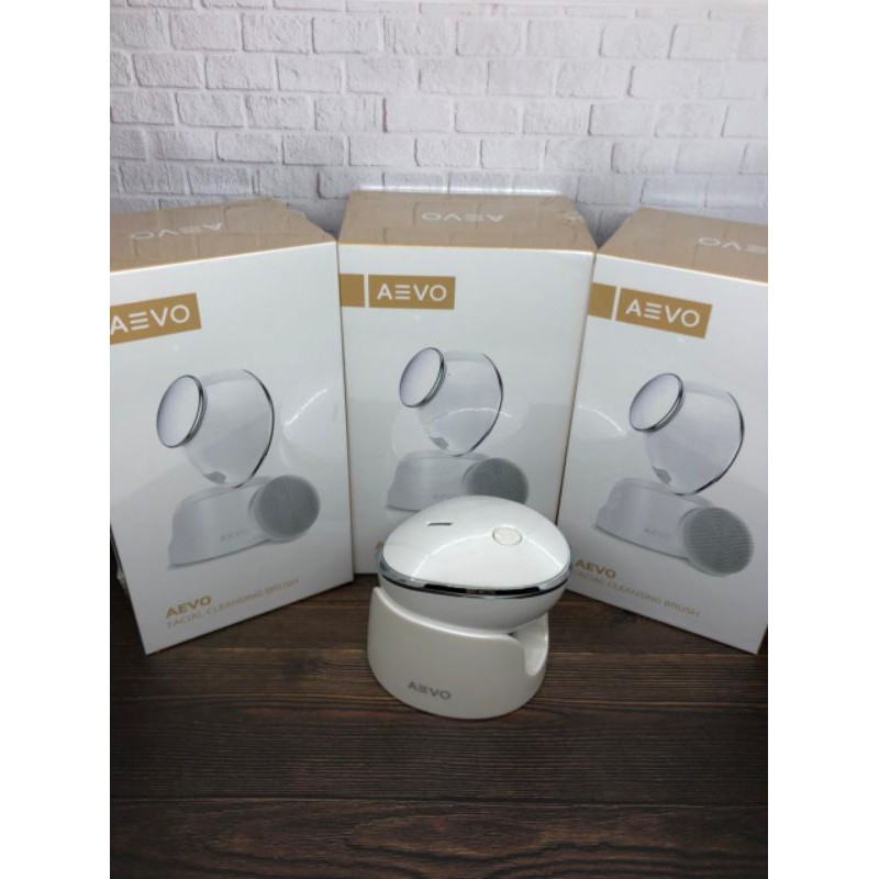 AEVO beauty / facial cleansing brush / beauty massanger / beauty rejuvenation / bukan pnp beauty