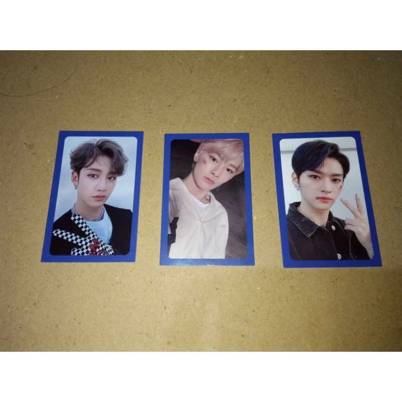 pc levanter blue border lee know bangchan i.n