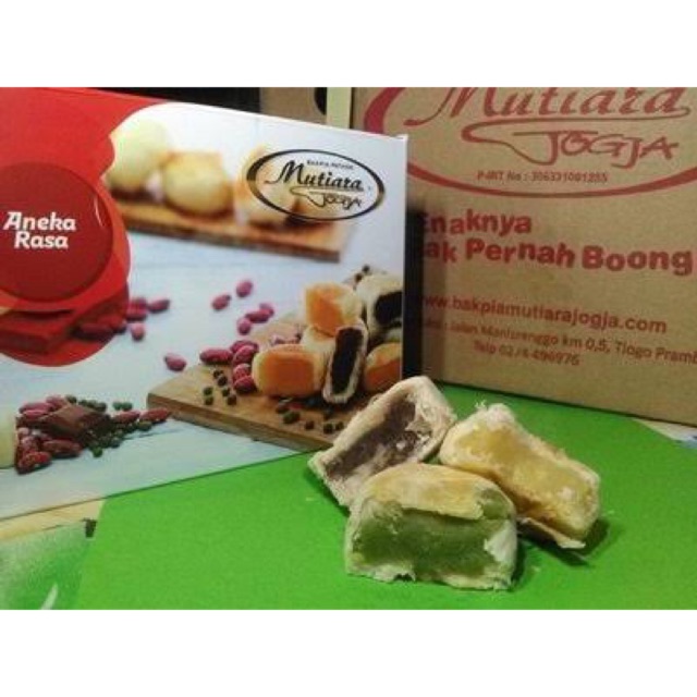 

BAKPIA MUTIARA (KACANG HIJAU/KUMBU HITAM/GREENTEA/ANEKA RASA) isi 20