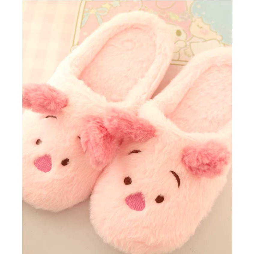 SANDAL FLUFFY TSUM TSUM PIGLET WINNIE THE POOH MARIE CAT DUMBO MICKEY MINNIE DALE