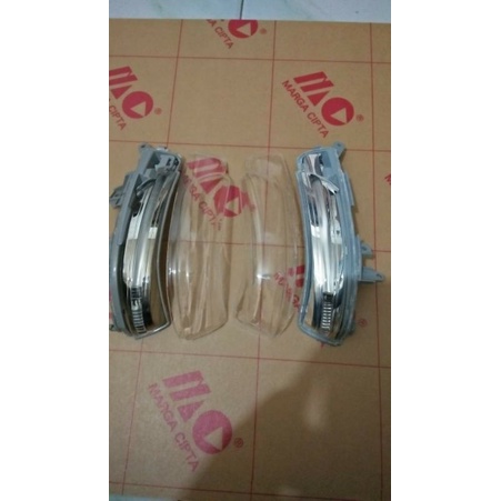 mika sein spion Daihatsu sirion
