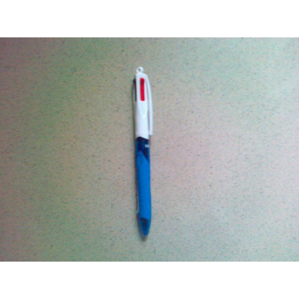 

Pulpen multi warna BIC 1 buah