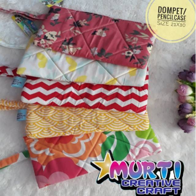 

DOMPET/Tempat Pensil