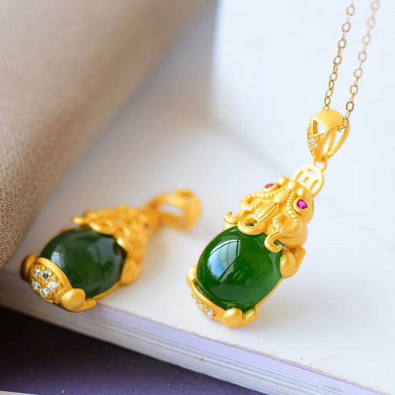 [Ready Stock]Fashion New Gold-Plated Inlaid Jade Brave Troop Necklace Pendant