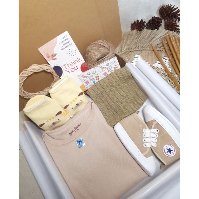 Hampers bayi| newborn| Kado bayi| Baju Bayi perempuan| Kado lahiran-Cocho brown
