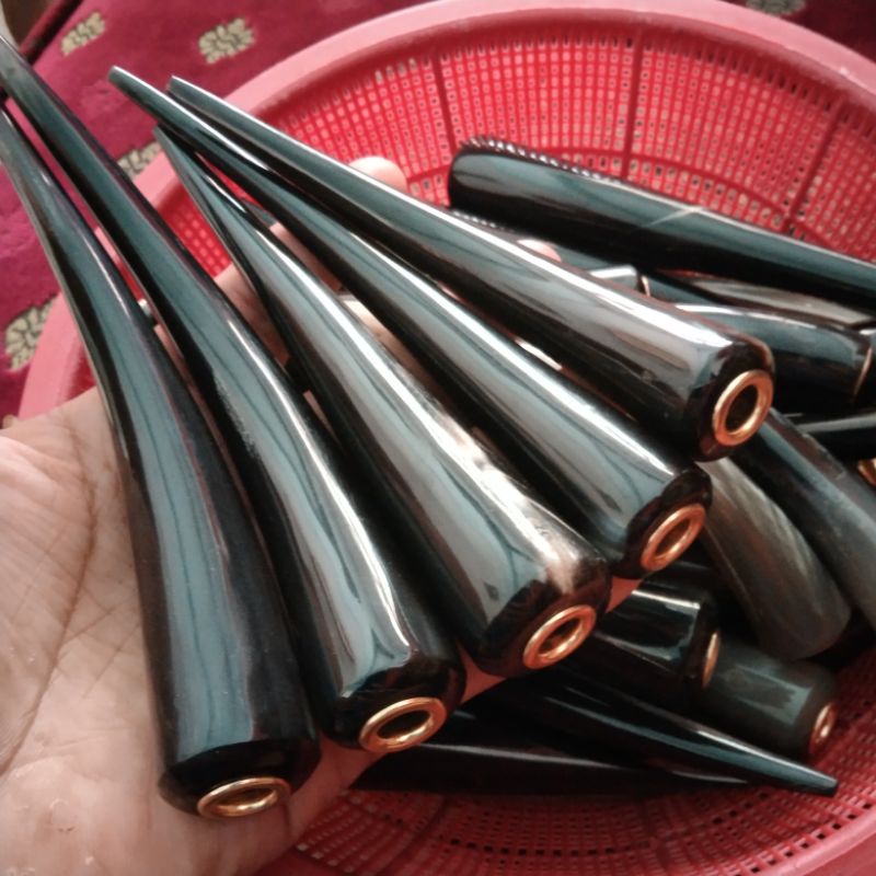 pipa rokok tanduk kerbau