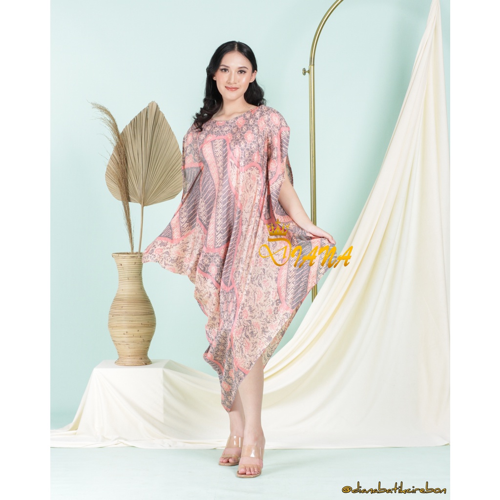 DRESS PARI by Diana Batik