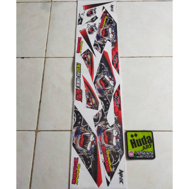 Striping sticker variasi yamaha new x-ride 125 doraemon zombie