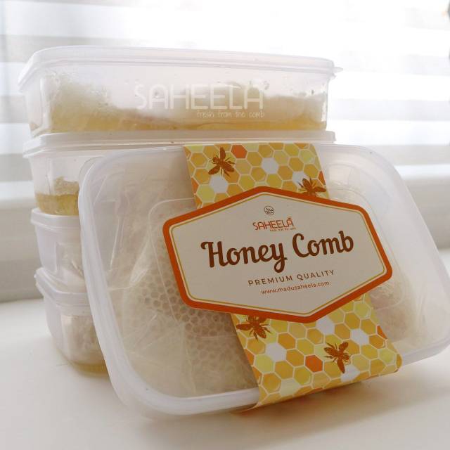 

Sarang Madu Utuh Saheela 500gr Honey Comb | SARANG LEBAH ASLI