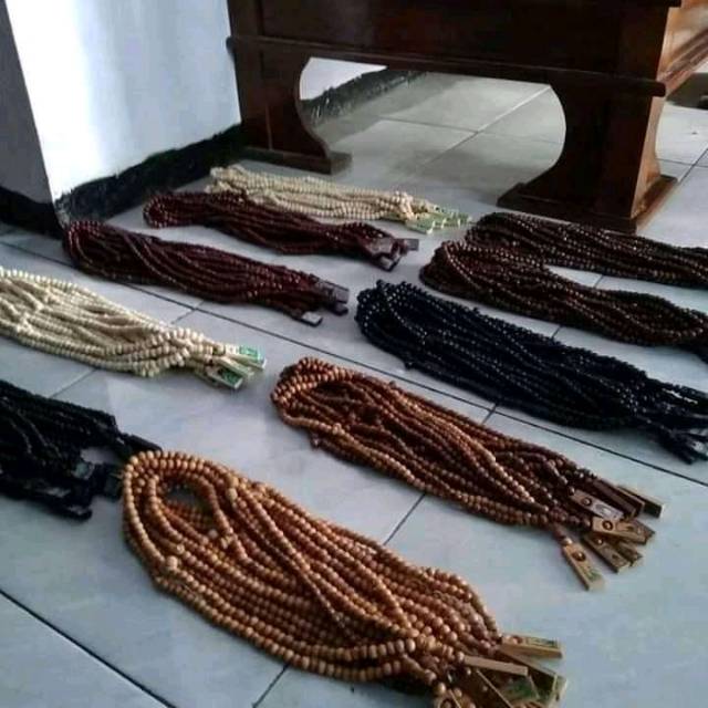 Tasbih kayu 99