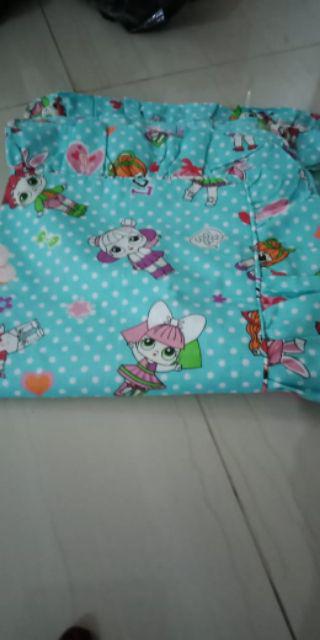 Sarung Bantal Cinta Karakter 40x100 Jumbo ( 1 Kg Bisa 13 Pcs )