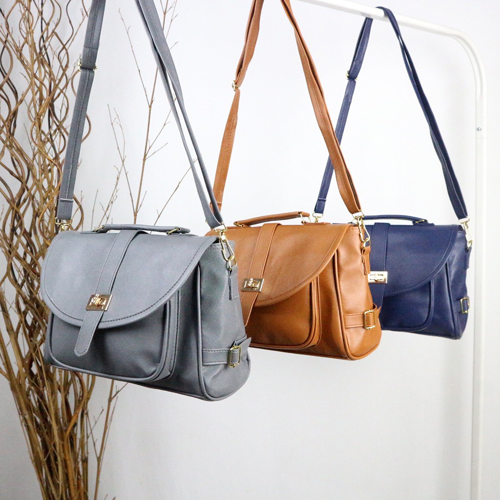 Tas Slempang Wanita terbaru Shoulder Bag Riana Tas Tali Samping Wanita Bahan Sintetis Populer 2021