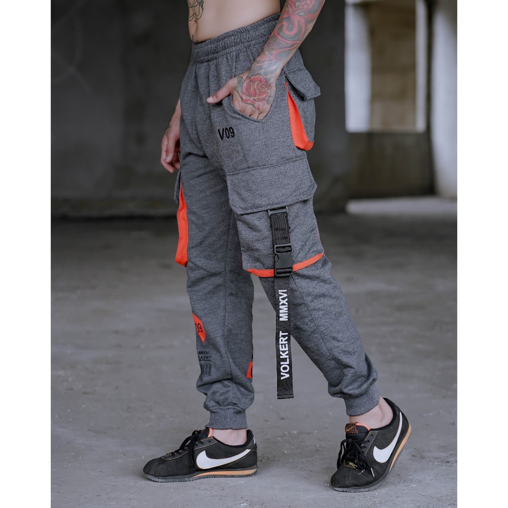 CELANA GAMING JOGGER VOLKERT SWEATPANTS HYPEBEAST