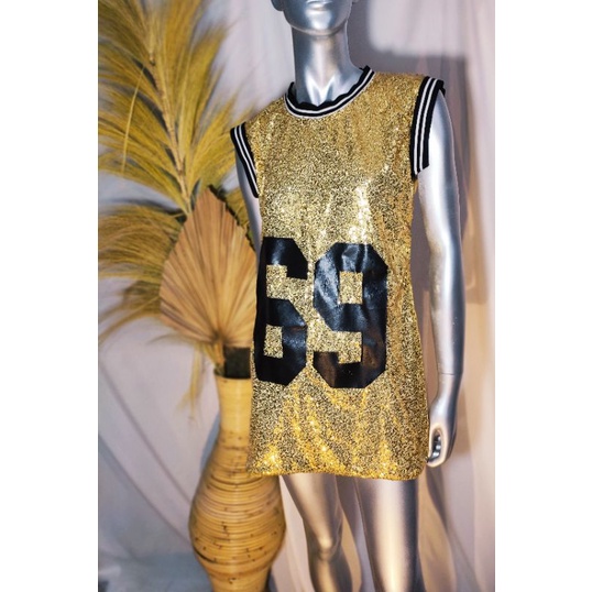 Kostum hiphop dance kpop custom made warna emas