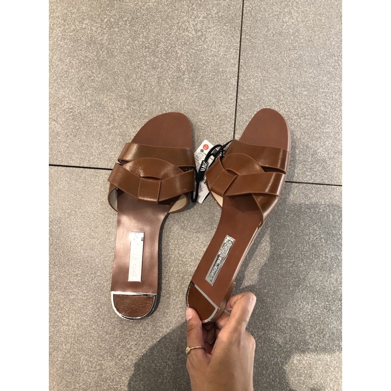 Jastip Sandal Flat Zara New