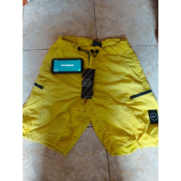 Marshall artist cargo short sulphur