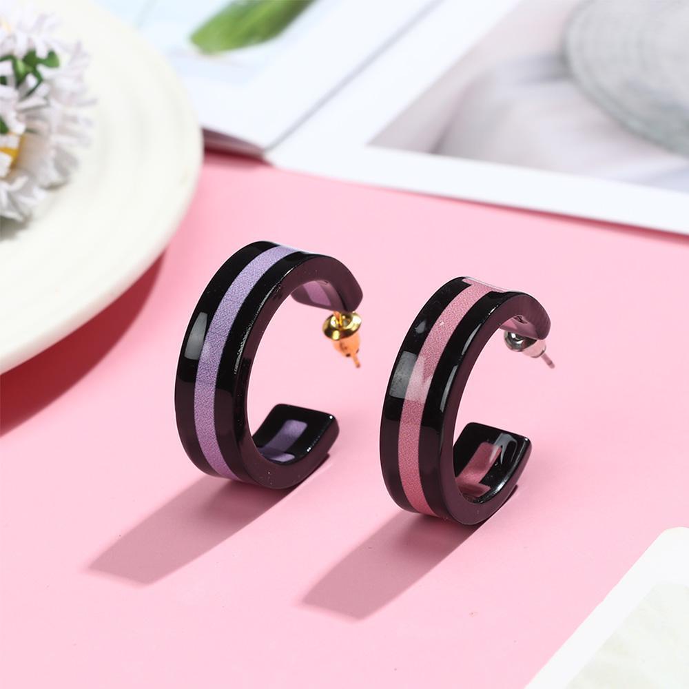 Anting LILY Takashi Mitsuya Tokyo Revengers Ear Studs Motif Salib Anime Jepang