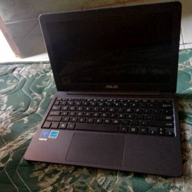 Notebook Asus Bekas