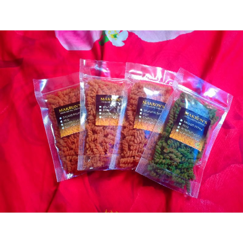 

Makron's. Makaroni spiral. Makaroni pedas. Makaroni keju. Makaroni sapi panggang. Makaroni rumput laut