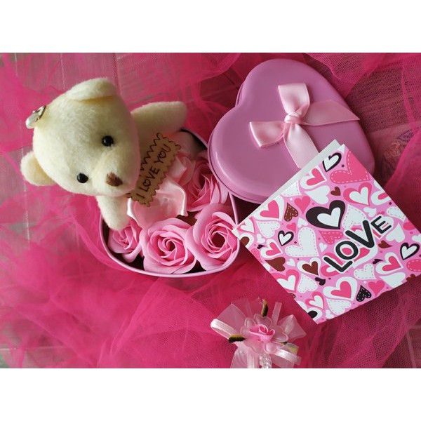 

Unik Kado-Hadiah-Hampers-Bunga-Boneka Valentine - Flowers in Box Murah