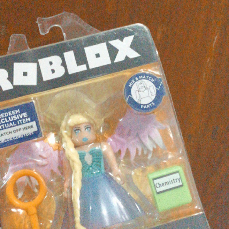Jual Roblox Core Figure Royal High School Indonesia|Shopee Indonesia