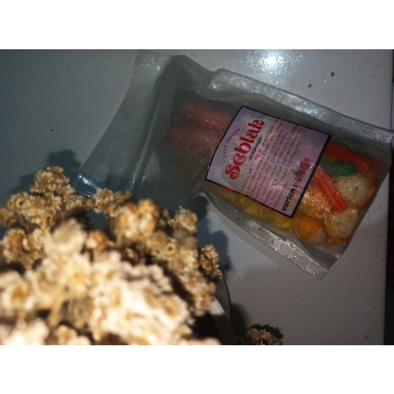 

Seblak sosis by zyva frozen