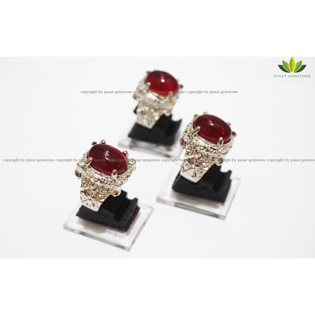 Batu Akik Merah Siam