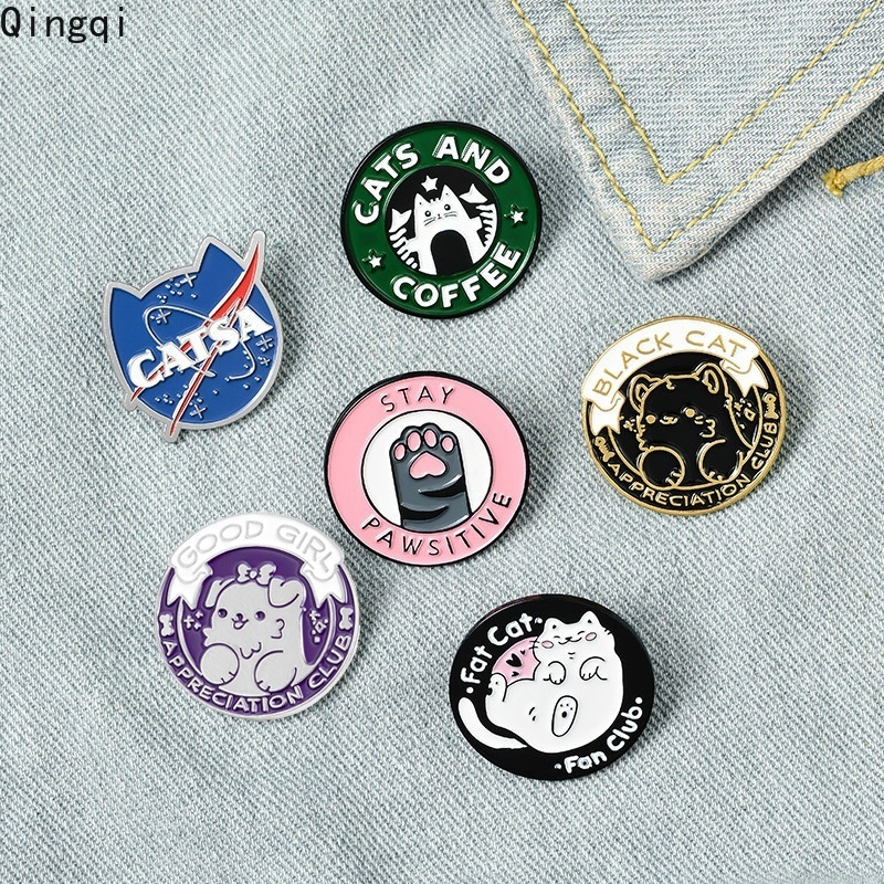 Bros Pin Enamel Desain Kucing Planet Bulan Cakar Untuk Kerah Kemeja Tas Jeans