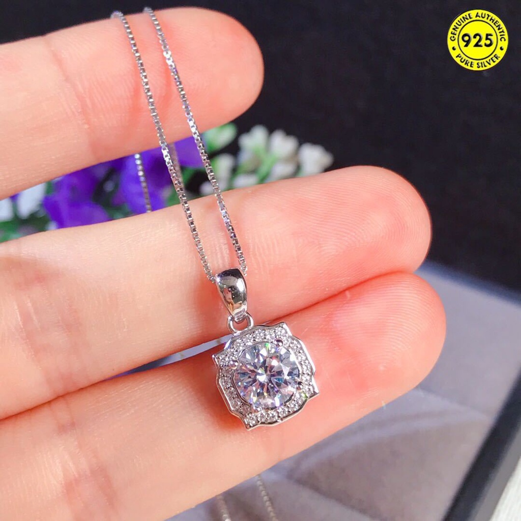 Eight Hearts and Eight Arrows Moissanite Pendant Female