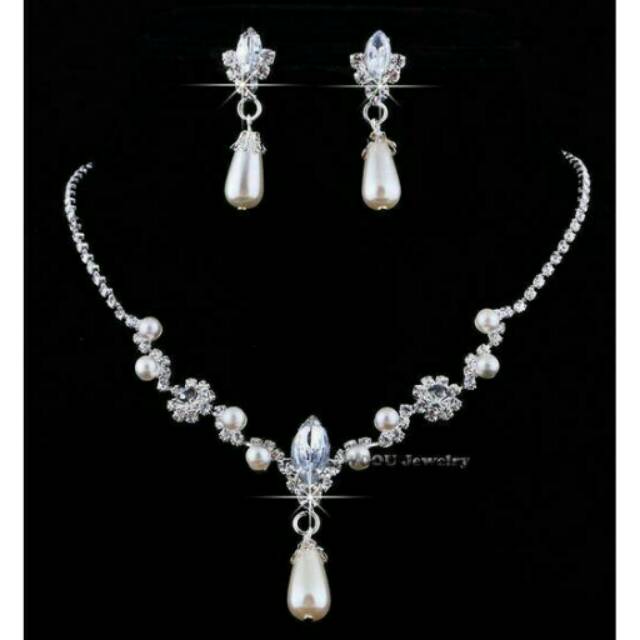 Set Perhiasan Pesta - Kalung + Giwang / Anting - Mutiara Putih Broken White - 003
