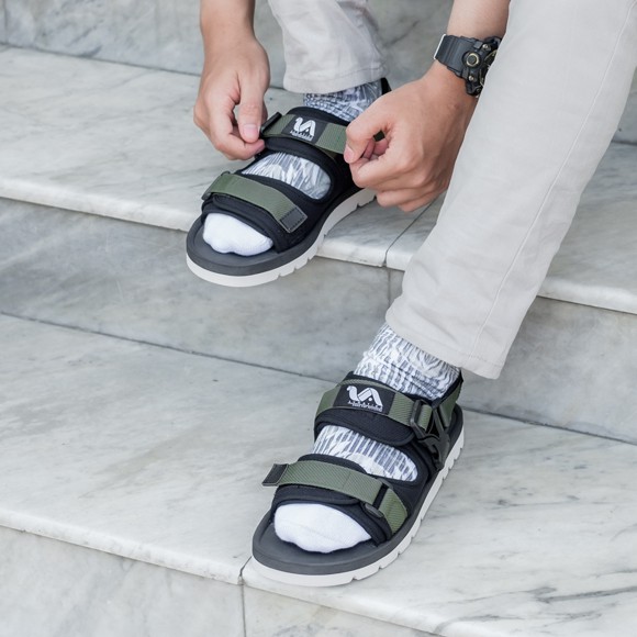 Almost Green | 39-43 | Sandal Gunung Original Kulit Santai Kasual Pria Sendal Footwear | FORIND x Lvnatica