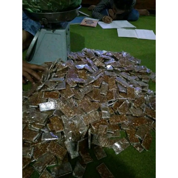 

ting ting kacang curah 1kg