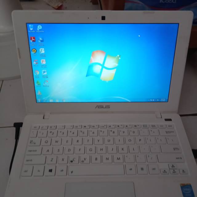 Netbook Asus x200ca