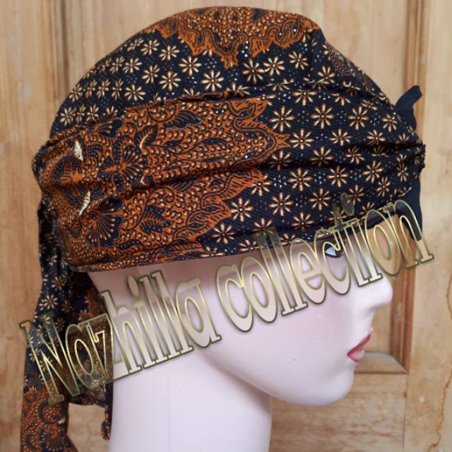 Peci batik /Blangkon batik lipat / ikat Sunda motif batik