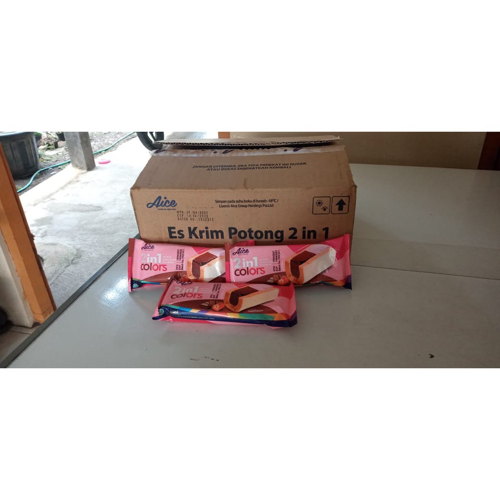 Es Krim Aice Potong 2in1 color isi 36/ Ice Cream Aice potong singapore Coklat Strawberry 1dus 3000an