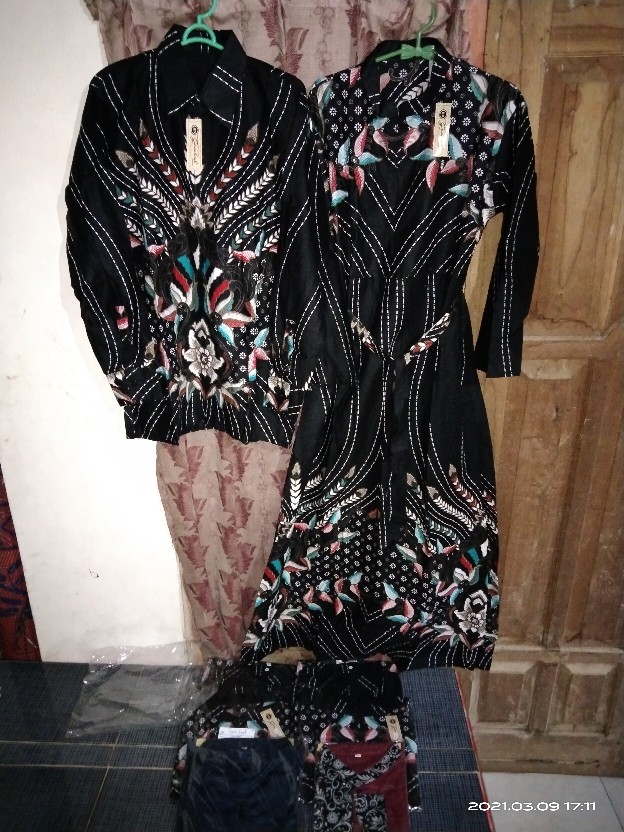 (ada Anak) Batik Couple Katun Primisima 2575 Gamis Gembul Prasasti