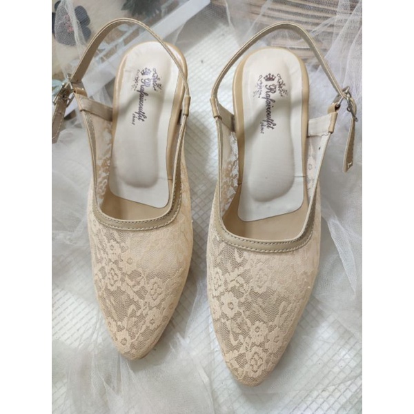 sepatu rafaizoutfit wanita Clarisa nude brukat cream tinggi 7cm tahu