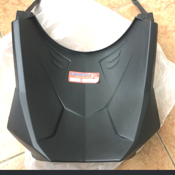 cover paruh depan dek lumpur vario 125 150 LED