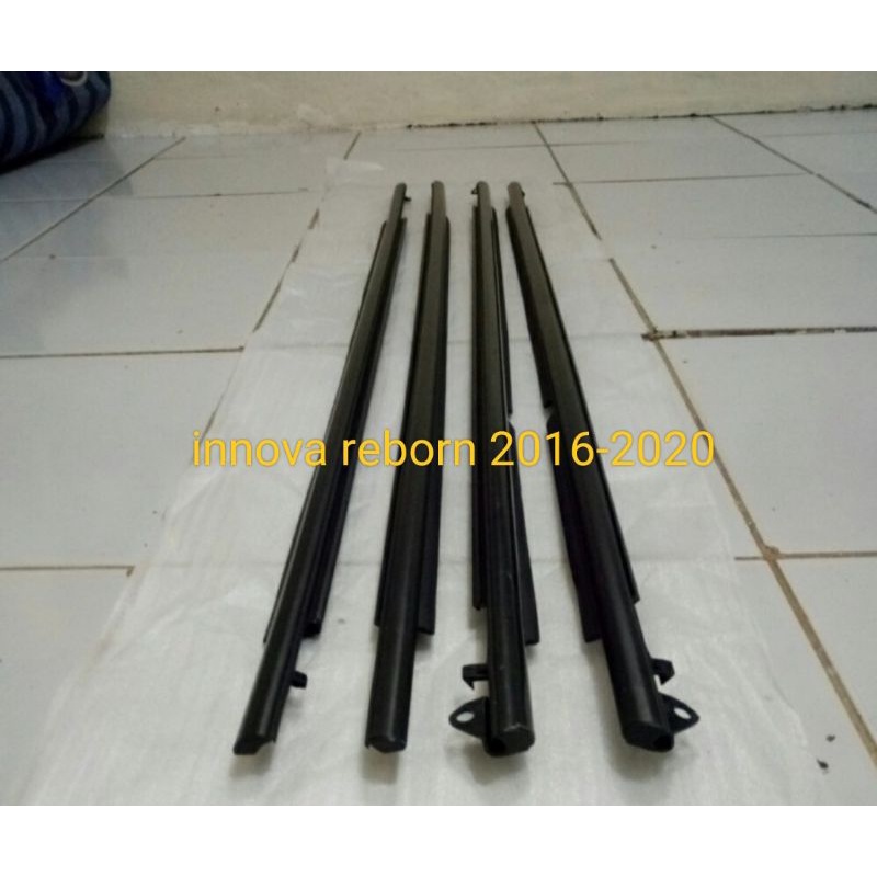 Pelipit Kaca Luat Toyota Innova Reborn 2016-2020 Weather strip Pelipit Kaca