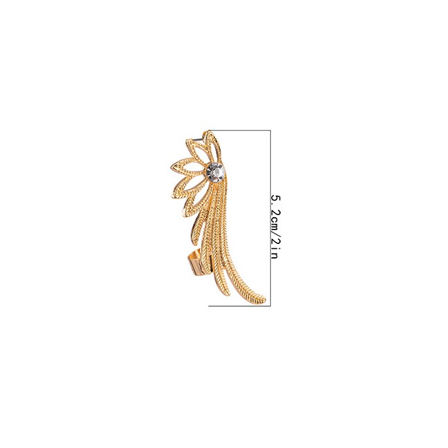 LRC Anting Tusuk Fashion Right Ear Gold Diamond Hollow Alloy Wings Earrings K97862