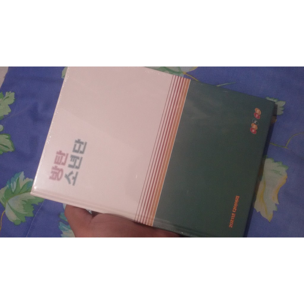 DIARY SEASON GREETING BTS 2021 SEALED
