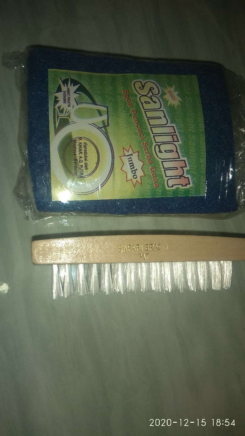 Sikat Baju Kayu Sikat Karpet 1pcs