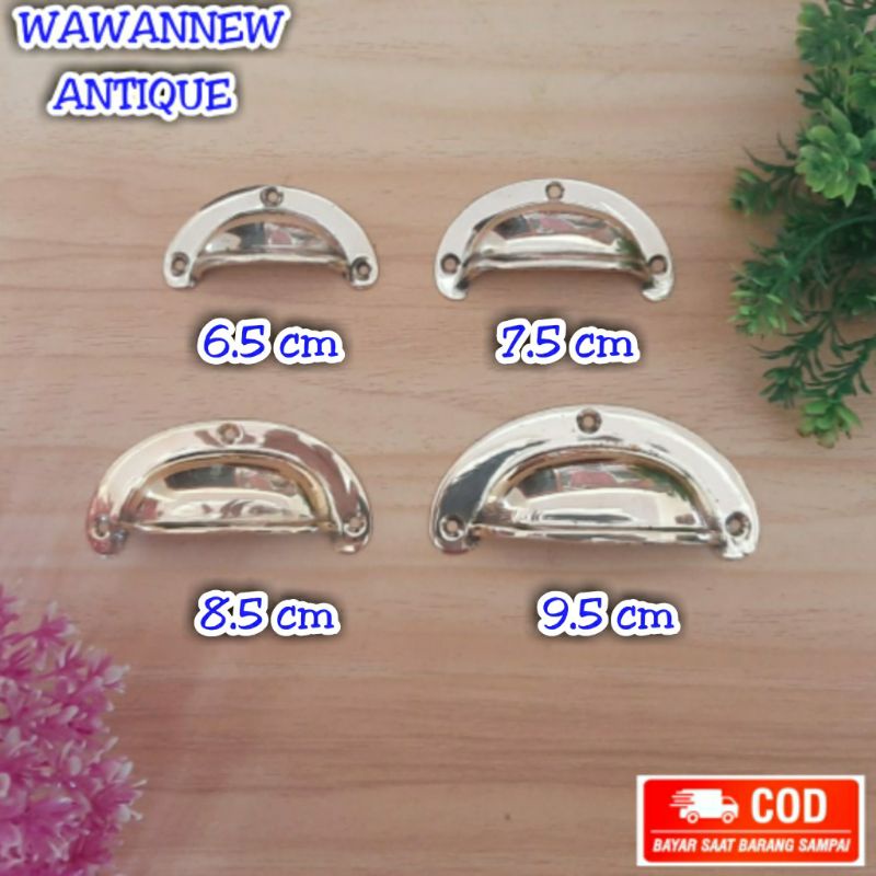 Handle / Tarikan Laci Lemari Jendela Pintu Rumah Kuningan Antik Motif Kerang Polos 7.5cm