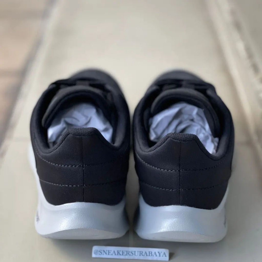 New Balance M 068 CK