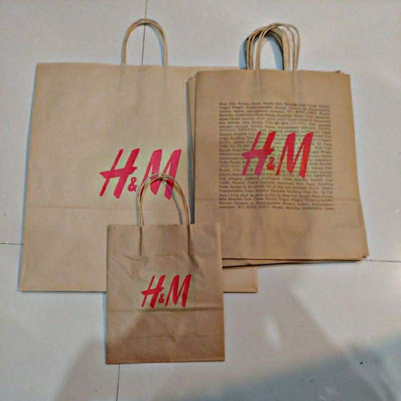 

‼️READY SIAP KIRIM‼️ PAPER BAG H&M UNIQLO P&B | Kantong Belanja | Bungkus Kado [Original Store] Termurah KERTAS KADO, TOTE BAG