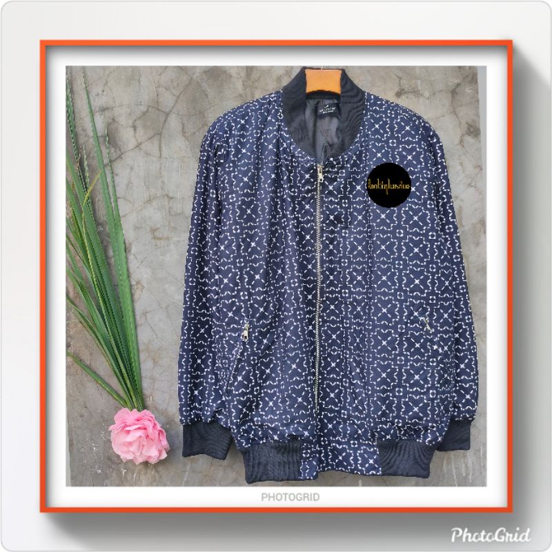 jaket bomber batik